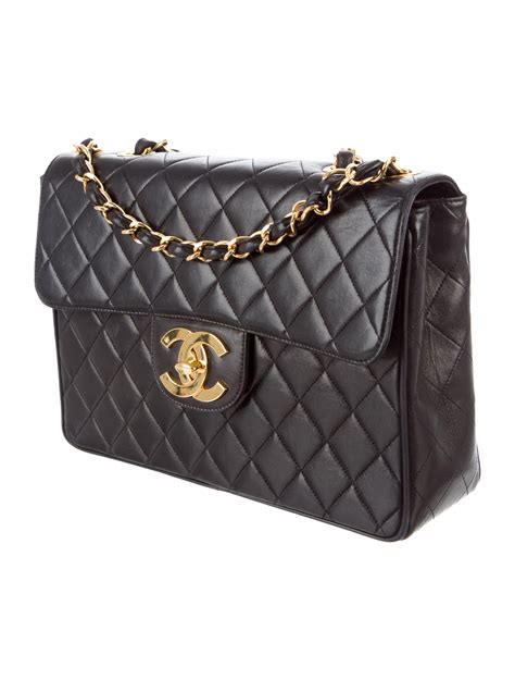 Vintage Chanel Handbags and Purses 